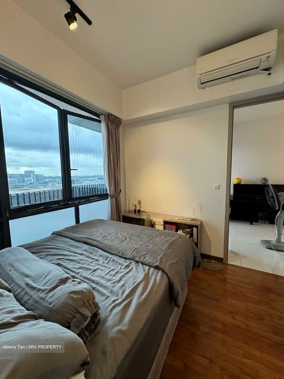 J Gateway (D22), Condominium #582472911